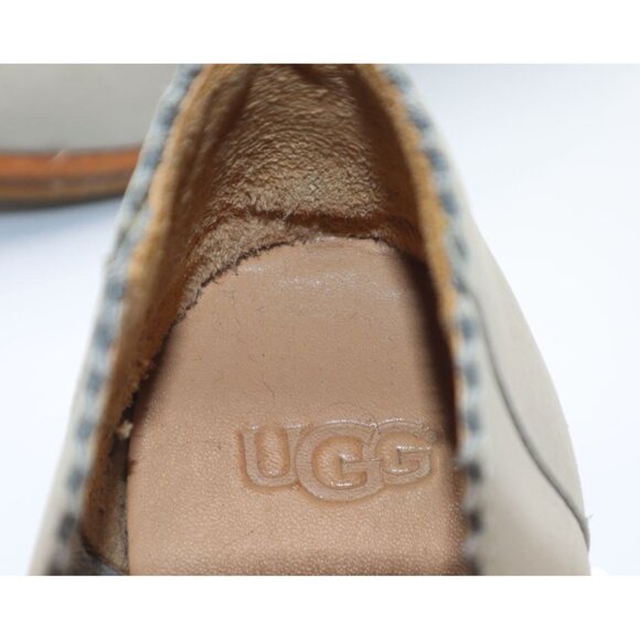 Ugg Leather Slip-On Flats Women Size 9.5 Beige Scalloped Edge Casual Shoes - Picture 4 of 6
